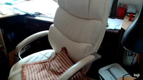 Snapshot of rolydawe chatting on March 24, 2026, 11:59 am rolydawe online show from March 24, 2026, 11:59 am