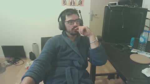 romainb72 online show from January 3, 2025, 4:16 pm