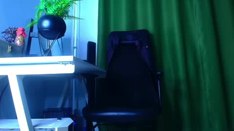 romaniamaster1 online show from April 21, 2026, 5:36 am