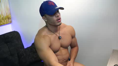 romano_kentt12 online show from July 28, 2026, 4:41 am