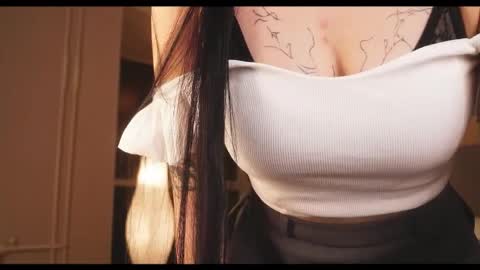 Snapshot of romantic_dream_ chatting on April 3, 2026, 9:02 pm Nora online show from April 3, 2026, 9:02 pm