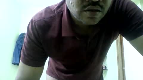 romantic_shades online show from December 19, 2025, 8:16 pm