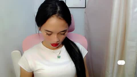 Snapshot of romanticslutxxx chatting on January 22, 2025, 6:20 pm empress online show from January 22, 2025, 6:20 pm