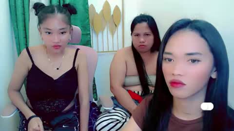 Snapshot of romanticslutxxx chatting on January 12, 2026, 1:49 pm empress online show from January 12, 2026, 1:49 pm