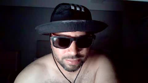 Snapshot of romeoisfabulous chatting on June 18, 2026, 2:32 pm romeoisfabulous online show from June 18, 2026, 2:32 pm