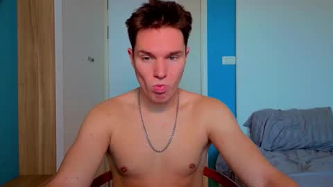 Snapshot of romeosilver chatting on November 21, 2025, 3:38 am Romeo online show from November 21, 2025, 3:38 am