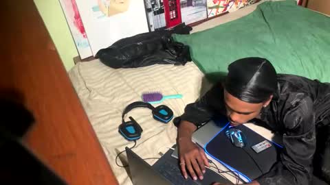 Snapshot of romeotyn chatting on February 9, 2025, 10:31 am romeotyn online show from February 9, 2025, 10:31 am