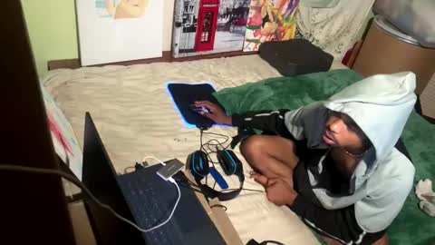 Snapshot of romeotyn chatting on February 11, 2025, 7:33 am romeotyn online show from February 11, 2025, 7:33 am