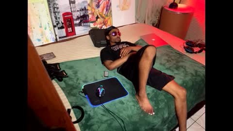 Snapshot of romeotyn chatting on February 16, 2025, 8:21 am romeotyn online show from February 16, 2025, 8:21 am