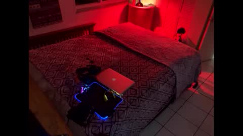 Snapshot of romeotyn chatting on February 21, 2025, 9:45 am romeotyn online show from February 21, 2025, 9:45 am