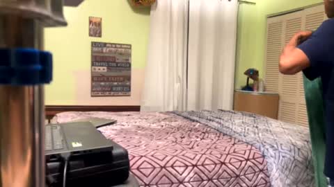 Snapshot of romeotyn chatting on February 25, 2025, 9:42 am romeotyn online show from February 25, 2025, 9:42 am