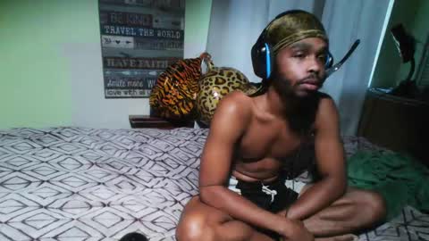 Snapshot of romeotyn chatting on September 15, 2025, 11:43 am romeotyn online show from September 15, 2025, 11:43 am