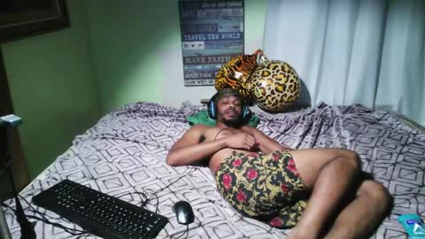 Snapshot of romeotyn chatting on October 6, 2025, 5:49 am romeotyn online show from October 6, 2025, 5:49 am