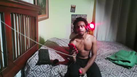 Snapshot of romeotyn chatting on October 12, 2025, 2:10 am romeotyn online show from October 12, 2025, 2:10 am