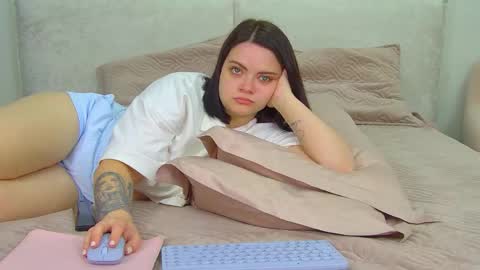 Monica online show from May 25, 2026, 6:08 am