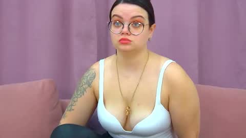 Monica online show from May 26, 2026, 6:09 am