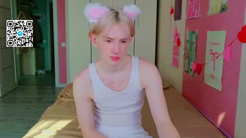 Snapshot of ron_vilss chatting on March 14, 2026, 8:42 am Ron online show from March 14, 2026, 8:42 am