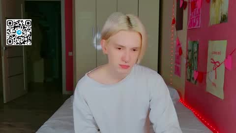 Snapshot of ron_vilss chatting on March 15, 2026, 11:05 am Ron online show from March 15, 2026, 11:05 am