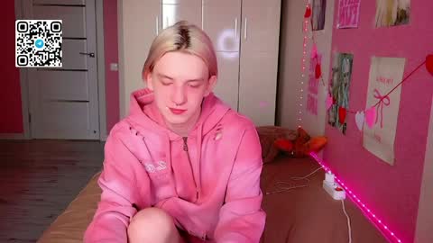 Snapshot of ron_vilss chatting on April 7, 2026, 3:18 am Ron online show from April 7, 2026, 3:18 am