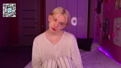 Snapshot of ron_vilss chatting on May 30, 2026, 6:38 pm Ron online show from May 30, 2026, 6:38 pm