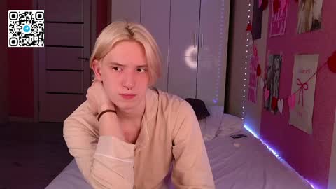 Snapshot of ron_vilss chatting on May 31, 2026, 5:20 pm Ron online show from May 31, 2026, 5:20 pm