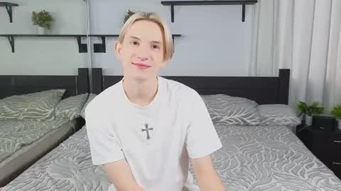 ron vilsx online show from September 17, 2025, 5:42 am