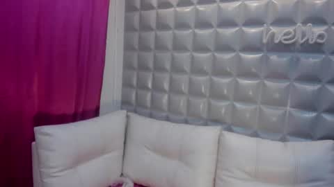 Snapshot of ronaldthompson__ chatting on March 1, 2026, 1:51 am Ronald Thompson online show from March 1, 2026, 1:51 am