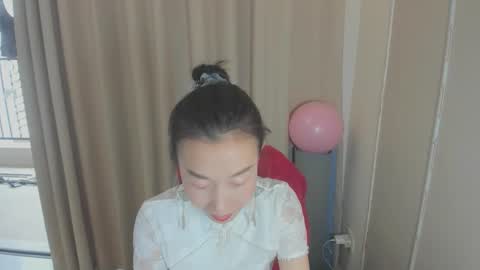 Snapshot of rongrong0329 chatting on May 27, 2026, 1:57 am sui sui online show from May 27, 2026, 1:57 am
