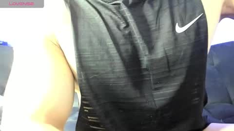 Snapshot of ronnie_fallout chatting on December 17, 2025, 7:31 pm Ronnie online show from December 17, 2025, 7:31 pm