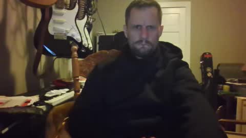 Snapshot of ronniejohnston13 chatting on March 19, 2026, 2:15 am ronniejohnston13 online show from March 19, 2026, 2:15 am