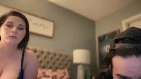 Snapshot of ronnyvzla2 chatting on December 9, 2024, 2:02 am Ronny Smokey online show from December 9, 2024, 2:02 am