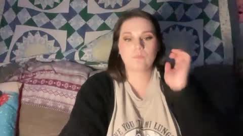 Snapshot of ronnyvzla2 chatting on December 14, 2024, 1:17 am Ronny Smokey online show from December 14, 2024, 1:17 am