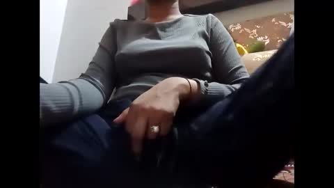 Snapshot of roop_sexy642 chatting on April 9, 2026, 6:30 am roop_sexy642 online show from April 9, 2026, 6:30 am