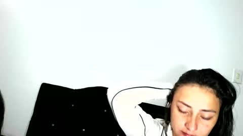 Snapshot of roosmery_ chatting on May 13, 2026, 1:30 pm roosmery_ online show from May 13, 2026, 1:30 pm
