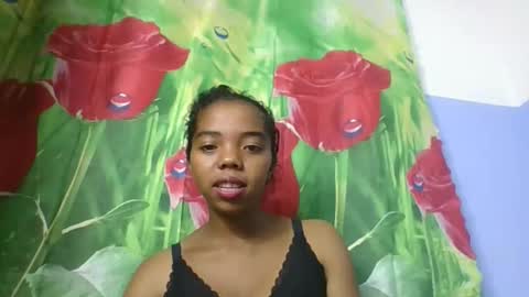 Snapshot of rosah225127 chatting on April 11, 2026, 7:45 am rosah225127 online show from April 11, 2026, 7:45 am