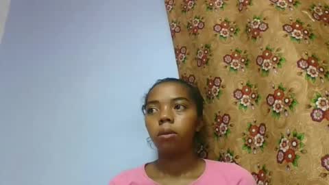 Snapshot of rosah225127 chatting on April 16, 2026, 9:32 am rosah225127 online show from April 16, 2026, 9:32 am