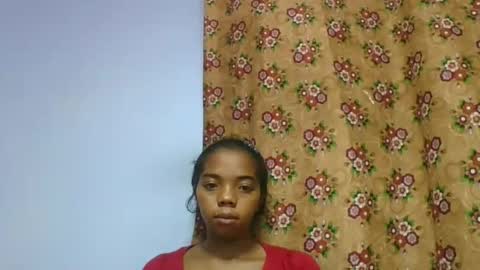 Snapshot of rosah225127 chatting on April 18, 2026, 4:11 pm rosah225127 online show from April 18, 2026, 4:11 pm