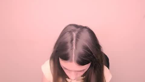 Rose online show from November 6, 2025, 8:15 am