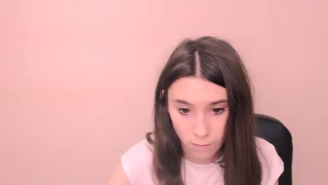 Rose online show from November 20, 2025, 7:41 am