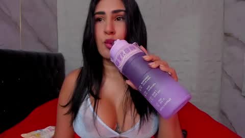 Snapshot of rosalia_04 chatting on April 20, 2026, 7:48 pm ROSALIA insta rosalia 10hoot online show from April 20, 2026, 7:48 pm