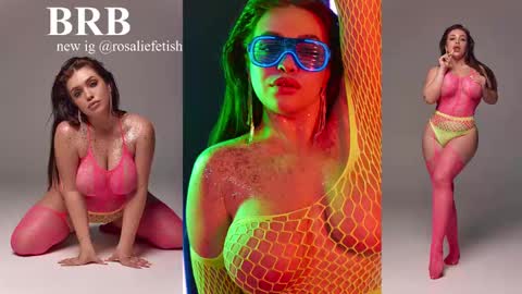 Snapshot of rosaliefetish chatting on February 6, 2025, 8:02 pm Rosalie online show from February 6, 2025, 8:02 pm