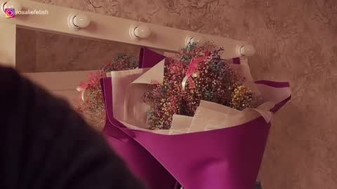 Snapshot of rosaliefetish chatting on February 24, 2025, 4:27 am Rosalie online show from February 24, 2025, 4:27 am