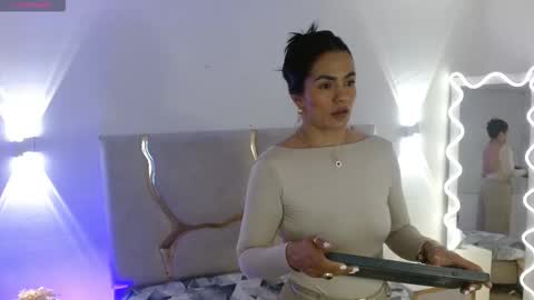 Snapshot of rosalind_tay chatting on October 20, 2025, 10:38 am ROSALIN online show from October 20, 2025, 10:38 am