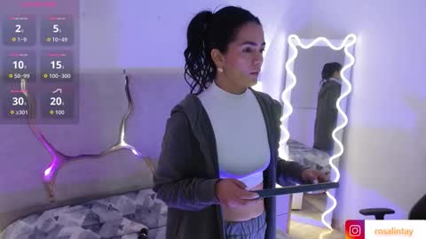 Snapshot of rosalind_tay chatting on November 2, 2025, 10:50 am ROSALIN online show from November 2, 2025, 10:50 am