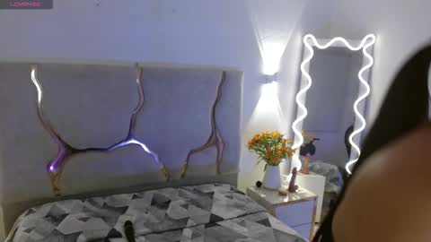 Snapshot of rosalind_tay chatting on November 10, 2025, 3:05 am ROSALIN online show from November 10, 2025, 3:05 am