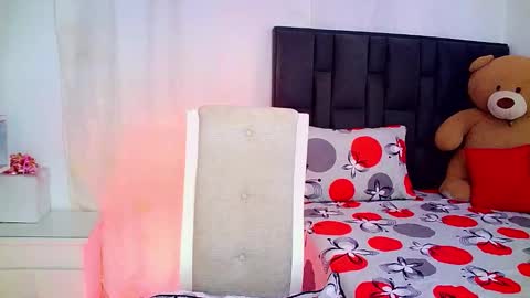 Rosalinda online show from February 20, 2026, 6:26 am