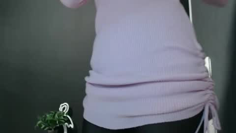 Snapshot of rosaline_ly chatting on October 18, 2025, 11:44 am Rosalina online show from October 18, 2025, 11:44 am