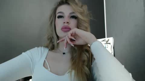 Snapshot of rosaline_ly chatting on November 29, 2025, 2:20 pm Rosalina online show from November 29, 2025, 2:20 pm