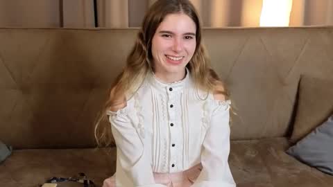 Snapshot of rosalvaulman chatting on November 26, 2025, 3:13 pm Kylie online show from November 26, 2025, 3:13 pm