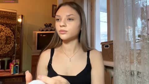 Snapshot of rosanareichelt chatting on December 14, 2025, 1:05 pm Mona online show from December 14, 2025, 1:05 pm